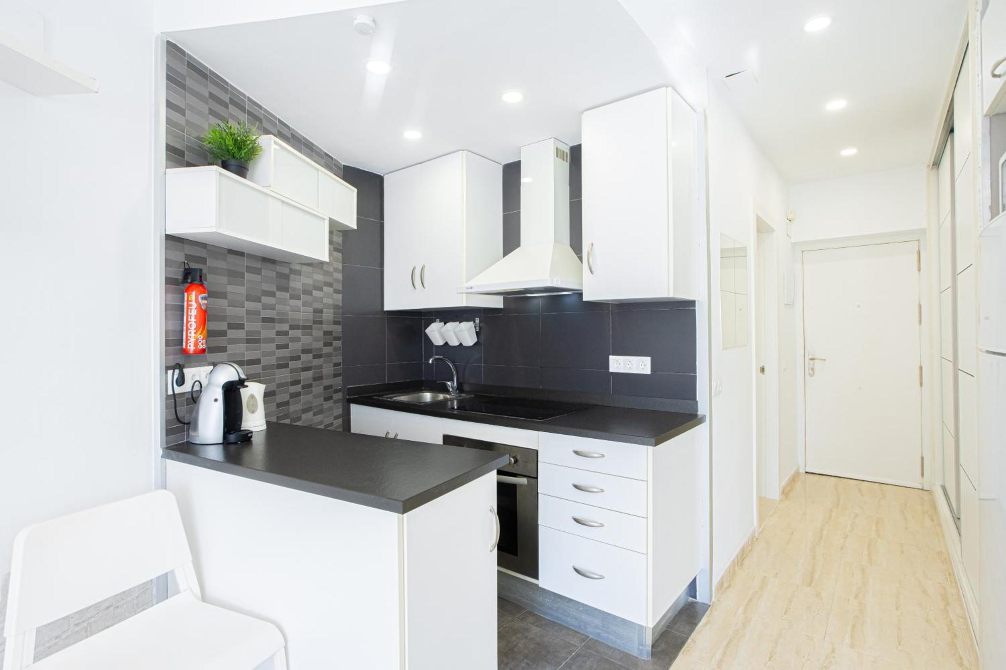 Apartment 7 Min From The Airport